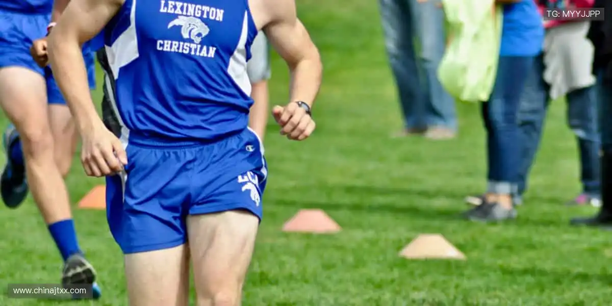 🎁 把热爱穿在身上，把胜利握在手里！